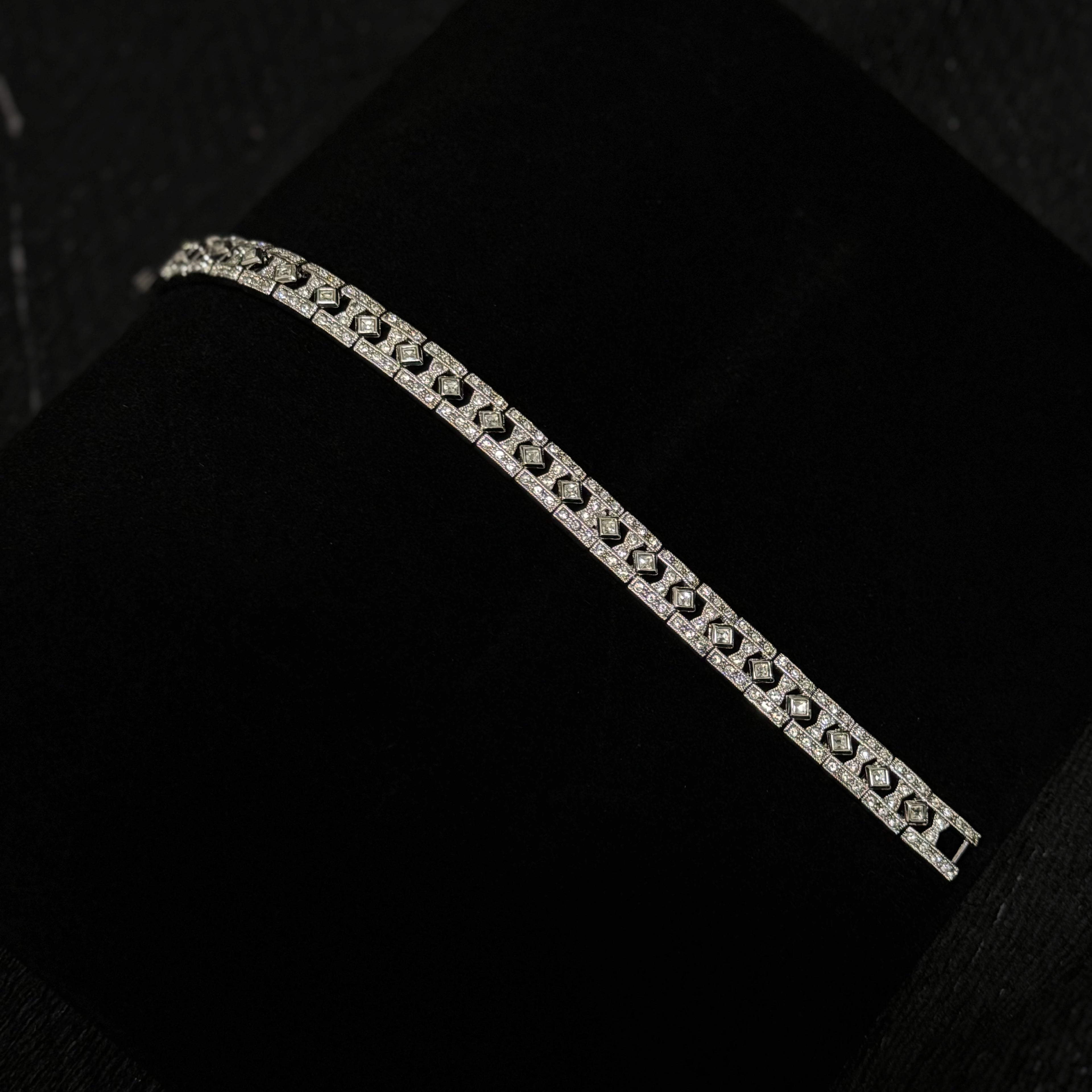 Frost rail chain bracelet