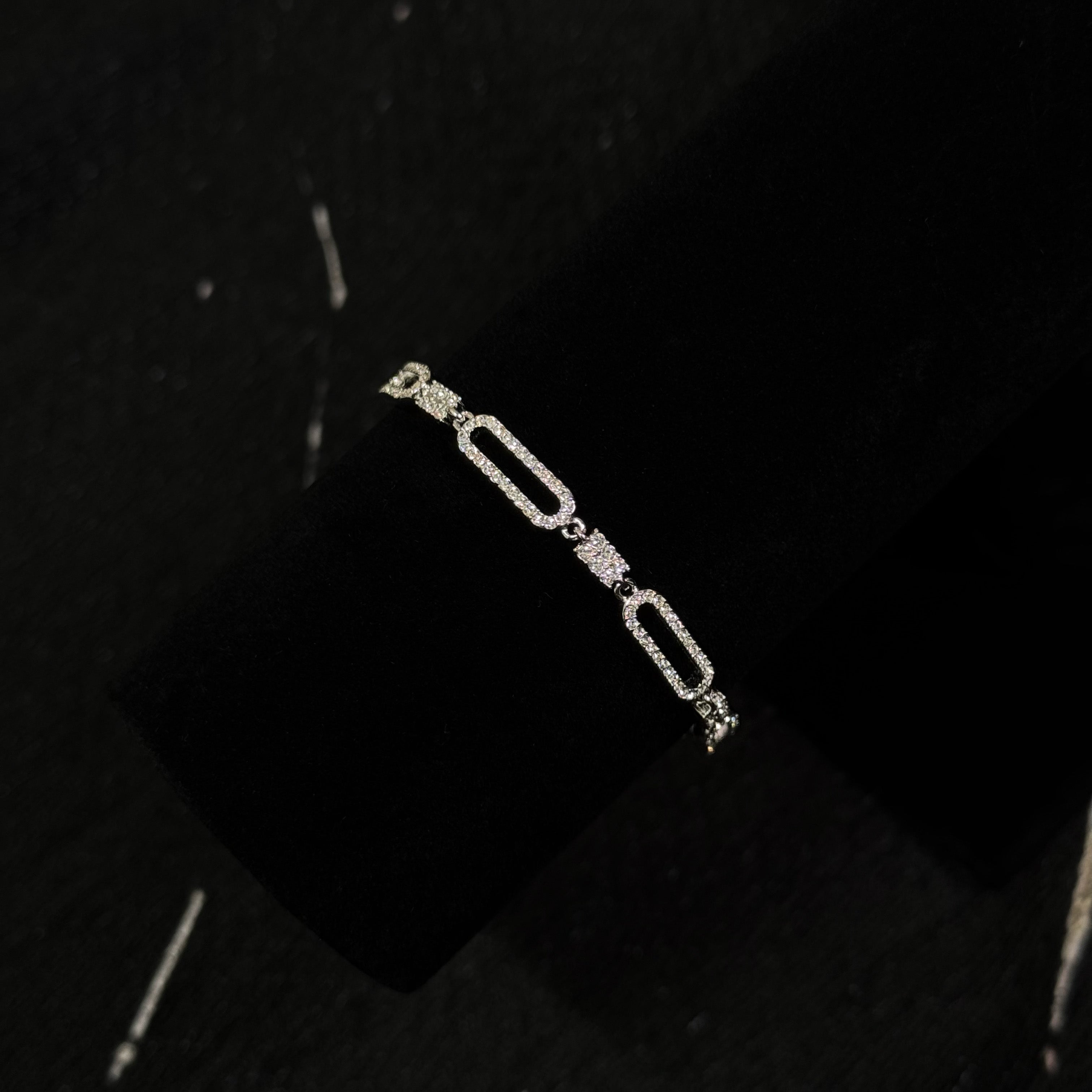 Glacier link chain bracelet