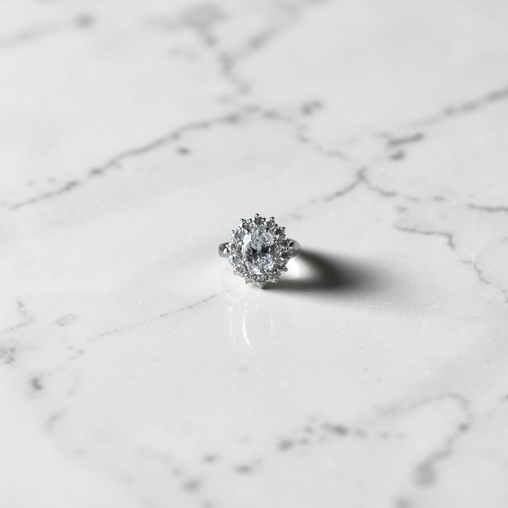 Silver sunflower cubic ring