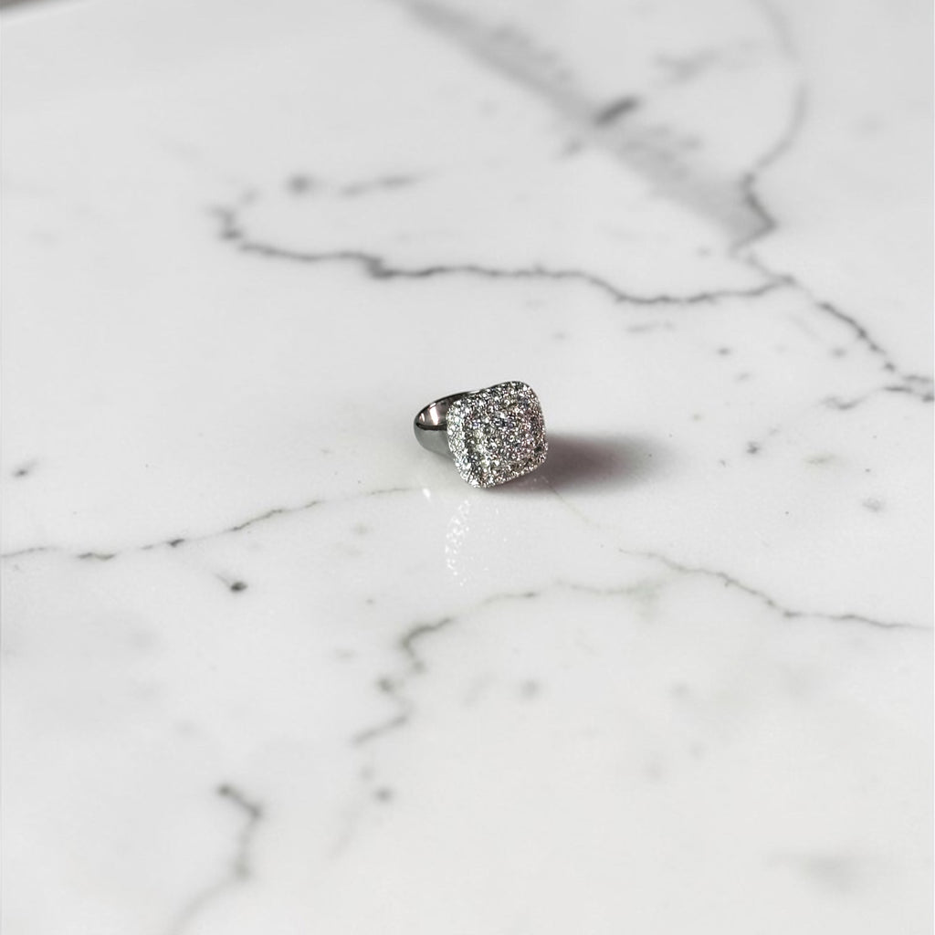 Square cubic diamond ring