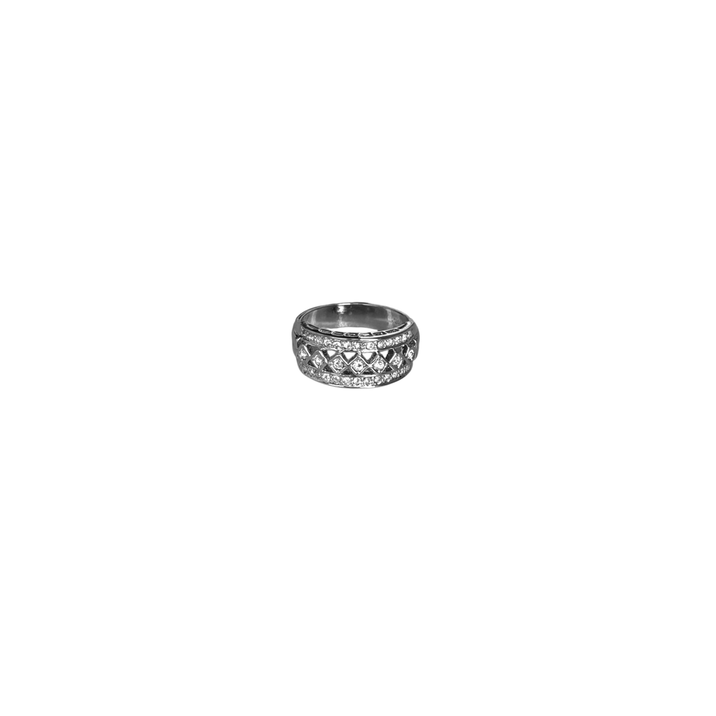 Crown cubic ring
